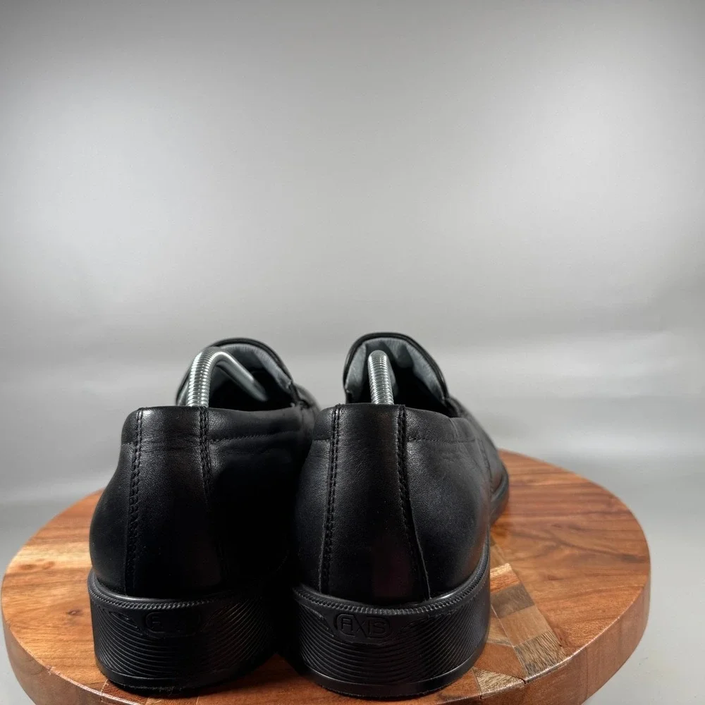 Johnston & Murphy Mens 12M XC4 Waterproof Black Leather Slip On Loafers 15-3297